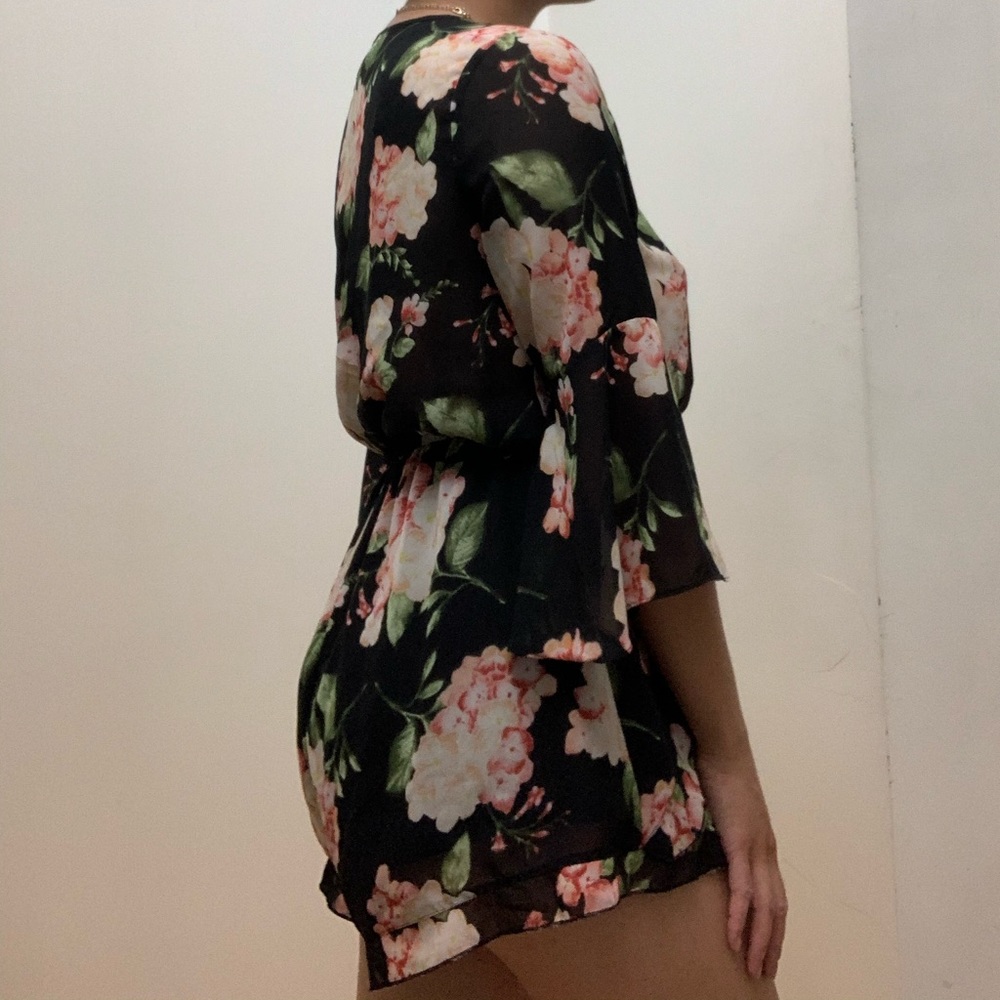 Floral Romper - Picture 5 of 6